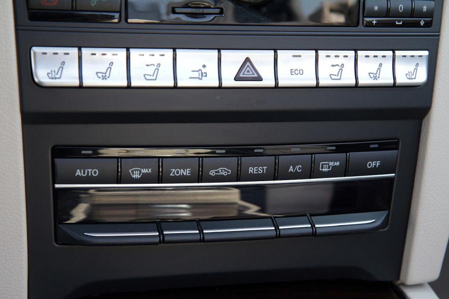  Mercedes-Benz E-Class Cabriolet 2014 года  (фото 39 из 51)